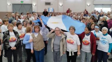 El PRAM celebra el Día de la Bandera con espíritu mundialista