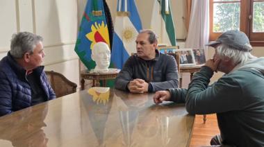 Stadnik analizó la situación hídrica con productores del Cuartel VI