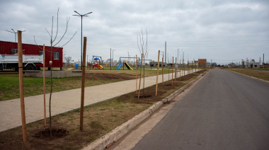 El Municipio realizó tareas de forestación en el parque lineal de la ampliación urbana