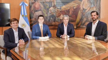 Tras los despidos en la CNEA, una empresa privada desembarca en Atucha