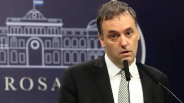 En dos años y medio, Manuel Adorni gastó $139 millones en tarjetas