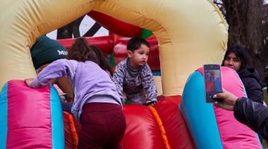 El programa Nos Divertimos en Vacaciones llegó a Plaza Evita