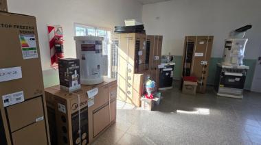 Carlos Casares recibió equipamiento para sus comedores escolares