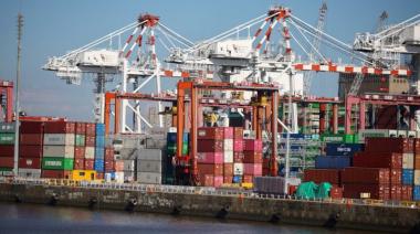 Prefectura Naval intimó a más de 500 trabajadores a levantar el paro en puertos