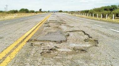 Denuncian al Gobierno por “posible estrago” ante el deterioro de las rutas