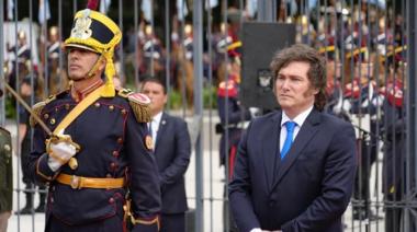 Milei reaparece en público para encabezar el acto de homenaje a San Martín