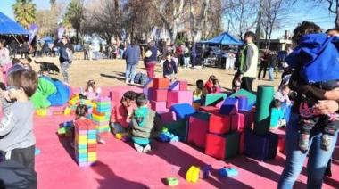 Beruti abre los festejos por el Día de la Niñez en el Polideportivo Municipal