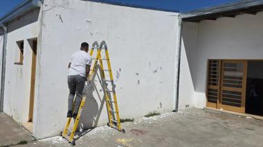Avanza la renovación exterior de la Escuela Primaria N° 28 de La Dorita
