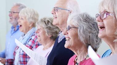 Un nuevo encuentro para adultos mayores tendrá al canto como protagonista