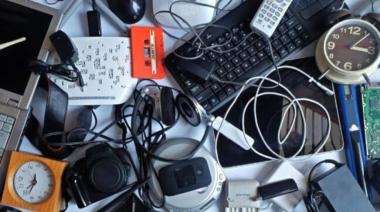 Carlos Casares impulsa una campaña para reciclar residuos electrónicos