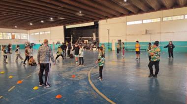 Con importante participación, se disputó el torneo interescolar de vóley