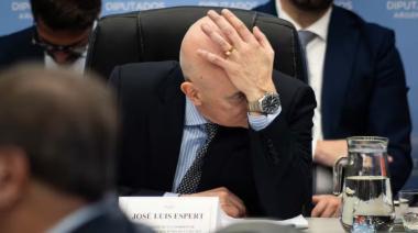 Procesan a José Luis Espert por lavado de dinero y le prohíben salir del país