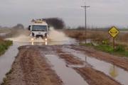 Restringen el tránsito en caminos rurales tras las intensas lluvias