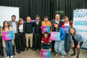 Zurro encabezó la entrega de netbooks a Escuelas Rurales y de Educación Especial