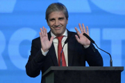 Luis Caputo: “Lo de Adorni no afecta en nada a la economía" y minimizó la polémica por los créditos del Banco Nación