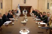Milei encabezó la reunión de Gabinete en otra señal de apoyo a Adorni