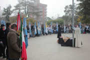 Acto oficial por el aniversario de la Revolución de Mayo en Plaza San Martín