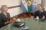 Gentile recibió a la nueva Inspectora Jefa Regional de Educación