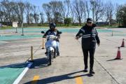 La Escuela de Conductores incorporó un ciclomotor para prácticas y exámenes