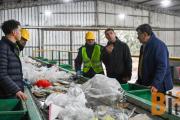 Tras las críticas por el basural, Barenghi se mostró en la Planta de Reciclado
