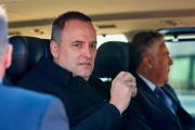 La Justicia le prohibió a Manuel Adorni salir del país sin autorización previa