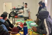 Jóvenes del Programa Envión se capacitan en reparación de motos