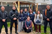Internos de la Unidad 20 confeccionaron un arenero para un jardín maternal
