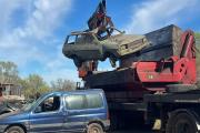 Continúa la compactación de vehículos secuestrados en Nueve de Julio