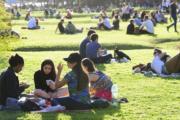 Tres de cada cuatro jóvenes del interior proyecta mudarse a grandes ciudades