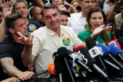 Flávio Bolsonaro se impuso en la primera vuelta, Lula ante un difícil escenario para el balotaje