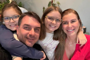 El gobierno de Milei confirmó que le facilitó a Bolsonaro la fuga a Estados Unidos