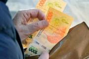 Ocho de cada 10 argentinos aseguran que su salario pierde contra la inflación