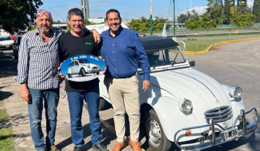 De Nueve de Julio a Alaska en Citroën: Héctor Clerc cumplió su sueño